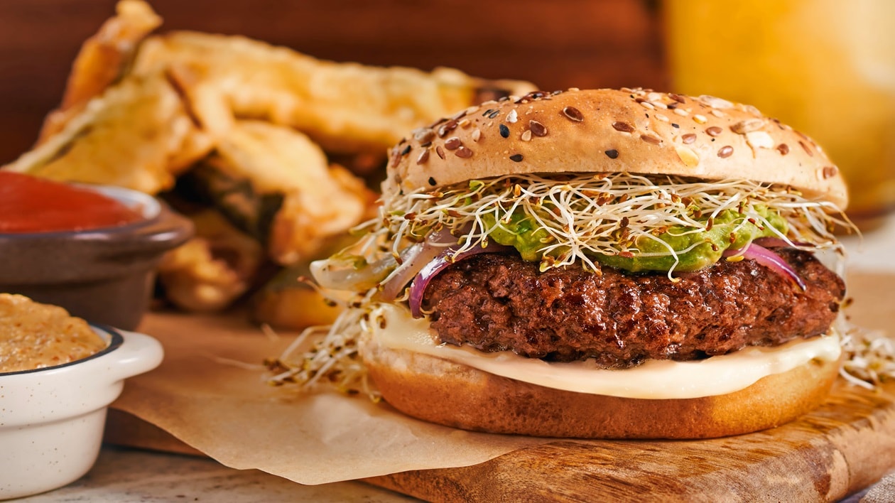 California Burger with Avocado and Sprouts – - Recipe