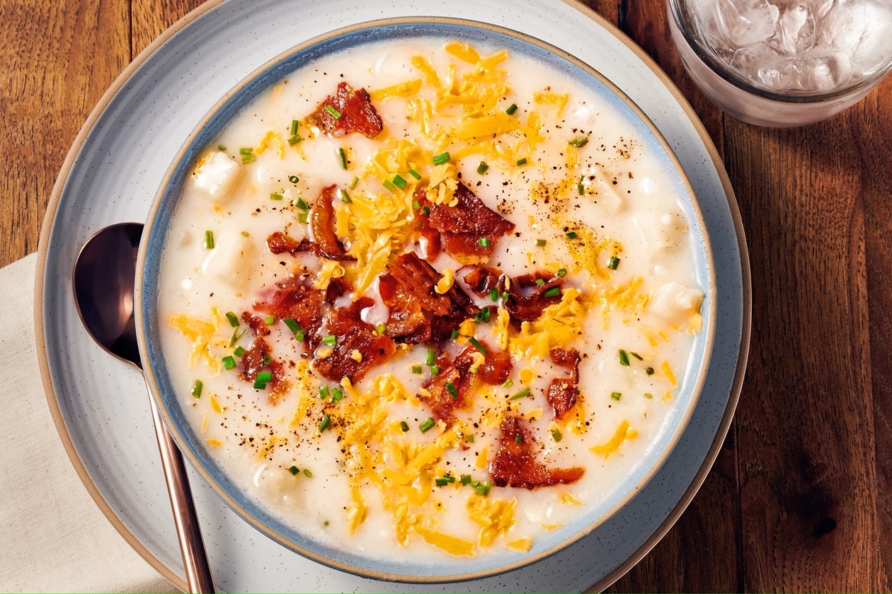 Hearty Loaded Potato Soup with Crispy Bacon and Cheese – - Recipe