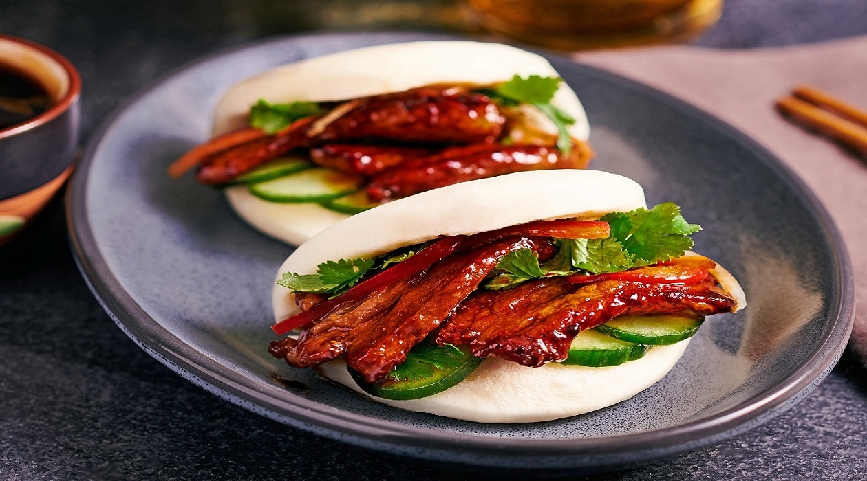 Crispy Pork Belly Bao Buns with Soy Glaze – - Recipe